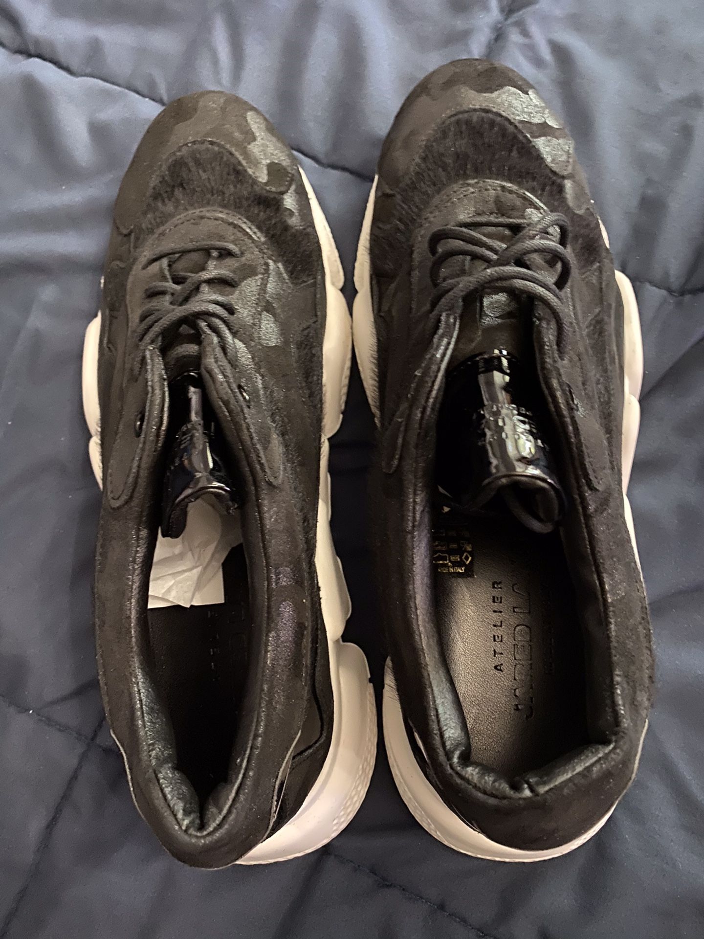 Jared Lang men’s sneakers