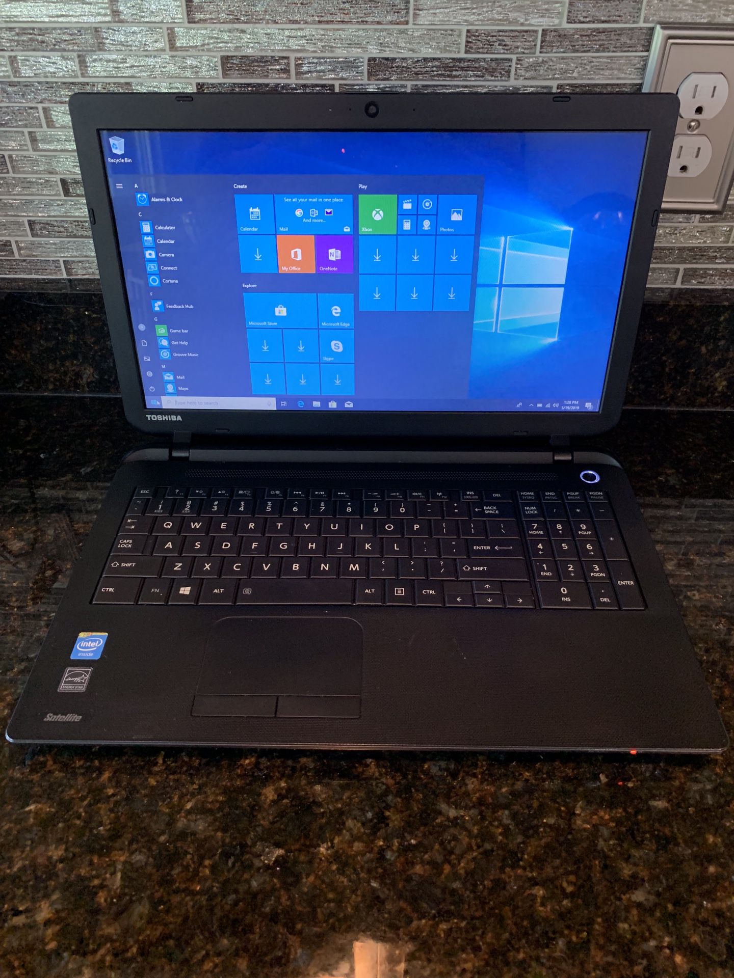 15.6” Toshiba Satellite C55 Laptop with HDMI, Webcam, Windows 10 and Microsoft Office