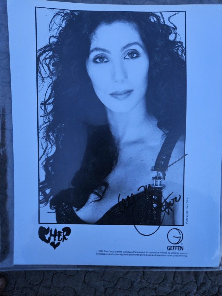 Cher Original Signed Photo Auto Picture Autograph Hollywood Actor Actress Singer