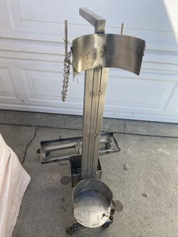 WELDING TROLLI CART STAINLESS STEEL  OR ALUMINUM  NOT SURE LIGHT HEAVY DUTY $100 firm