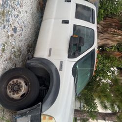 2006 F450 Diesel 6.0 4 Crew Cab Flat Bed