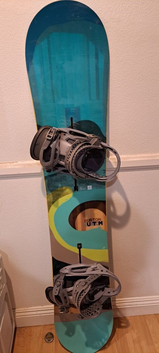 Burton Custom 154 Camber With Malavita Bindings