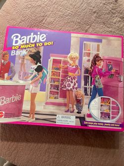 Vintage Barbie bank set