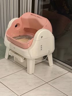 PetPivot Self Cleaning Litter Box