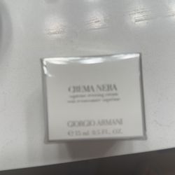Giorgio Armani Crema Nera Supreme Reviving Cream
