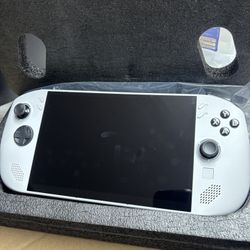 Lenovo Legion Go S Handheld Gaming Console 