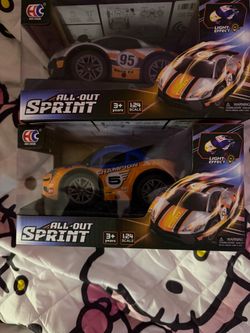 Hui Chun All-Out Sprint 1:24 Scale Toy Race Cars (2)