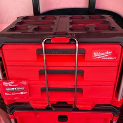 Milwaukee 3 DRAWER PACKOUT 