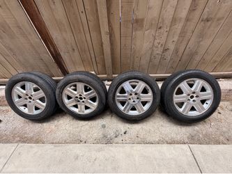 Chrysler 300 stock wheels