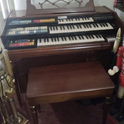 Wurlitzer Fun Organ! 