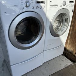 Lg Washer And Gas Dryer In Good Working Conditions 