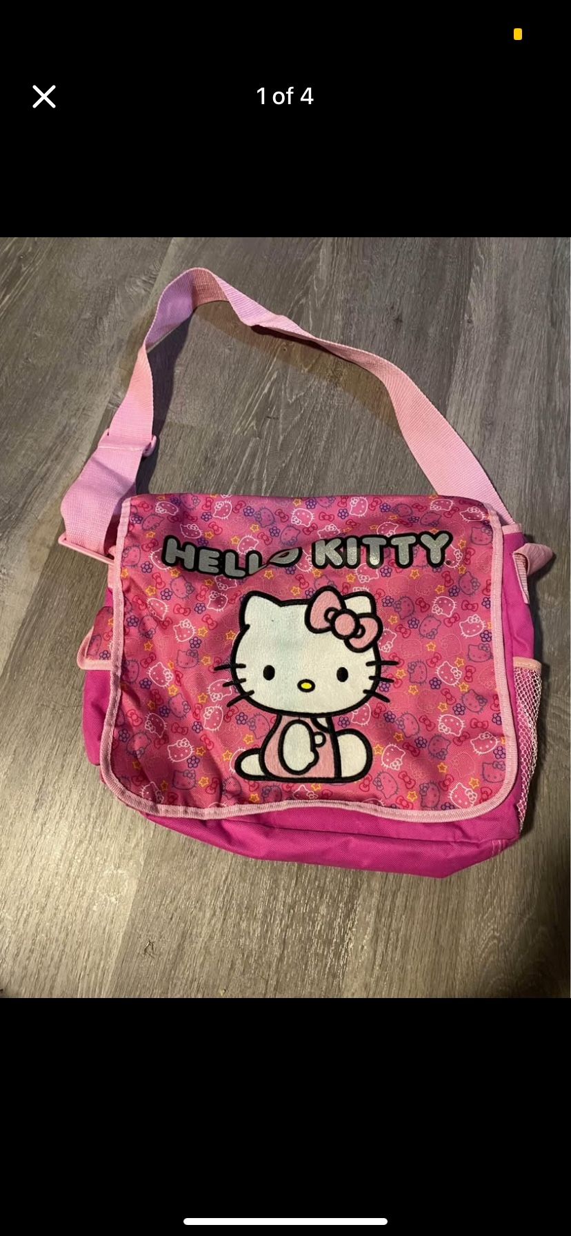 Hello Kitty Messenger bag