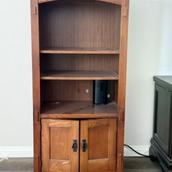 Bassett Matching Bookshelves – Warm Walnut Finish