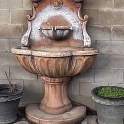 Working Water Fountain