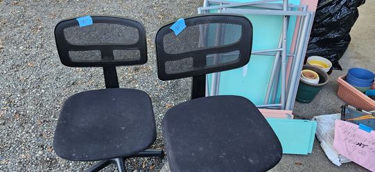 2 Kids desks and chairs