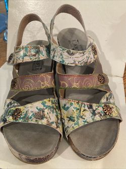 Néw L’Artiste spring Step ankle sandals