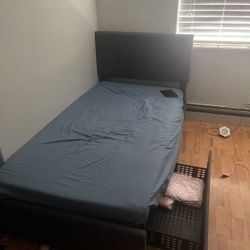 Twin Bed Bed Frame And mattress 