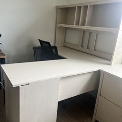 L-Shaped Computer Desk with Hutch and Bookshelf