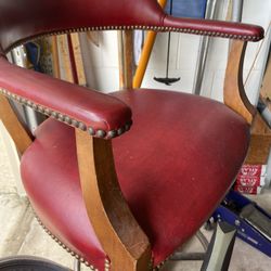 Vintage Cap Captains Chair, One Of A Kind There's Only One Pick Up, Wintergarden, Florida