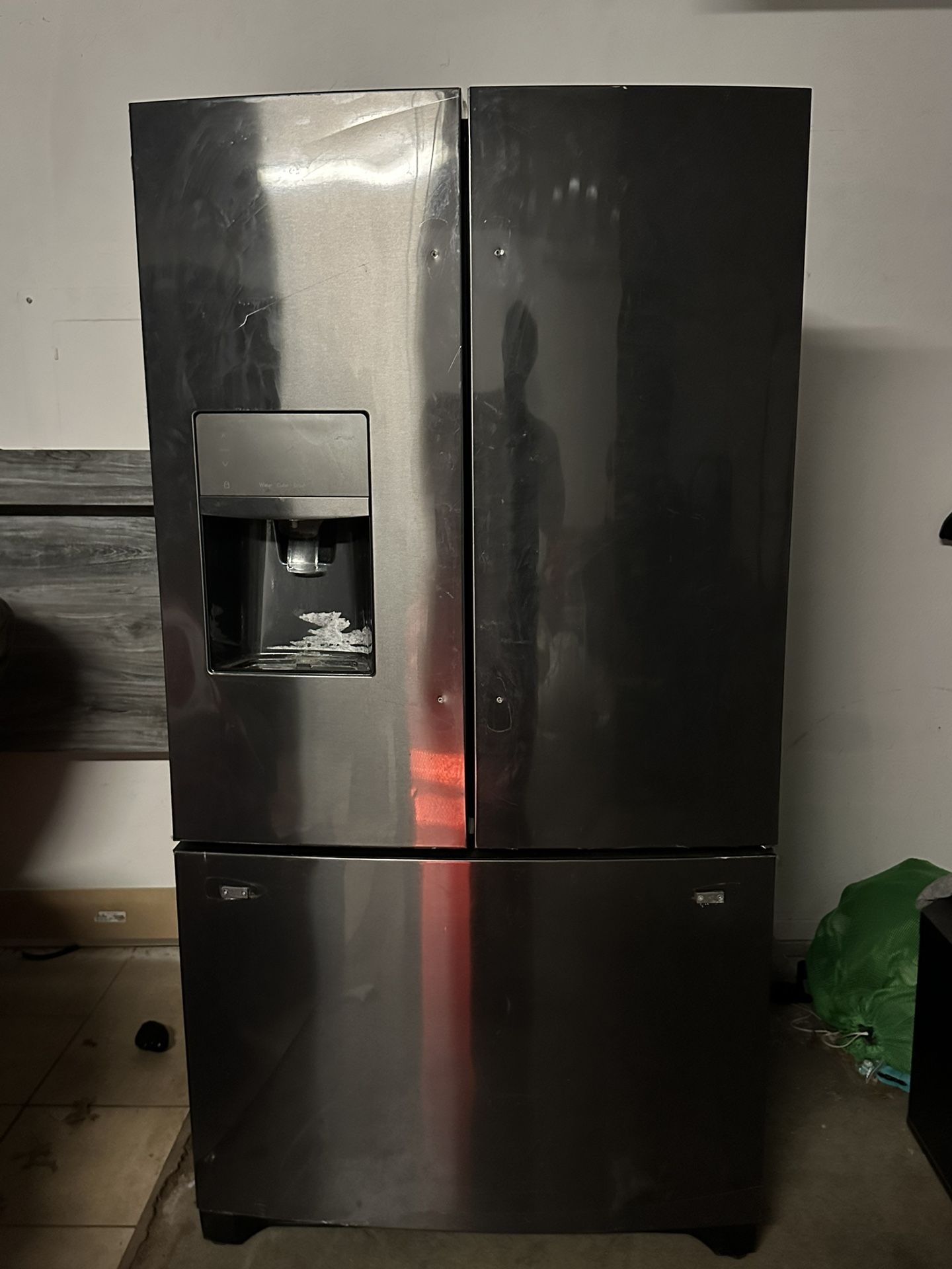 Refrigerator For Sale 350 Or Best Offer