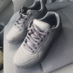 Used Skechers With Memory Foam Soles Size 9 Asking For $25 But Make Me A Offer Its Your