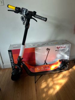 NIU KQi300P Electric Kick Scooter