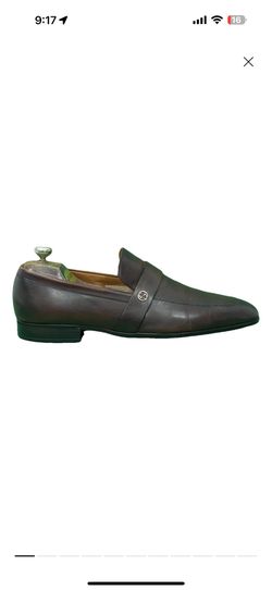 Gucci loafers/ Leather flats