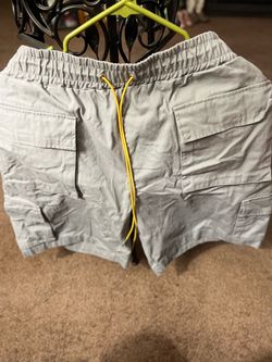 Men’s Young & Reckless Shorts Size XL