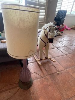 Stands lamp