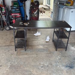 Free Desk