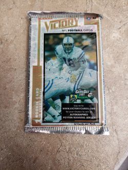 2000 Victory Football Pack Unopened 1 Rookie Every Pack
