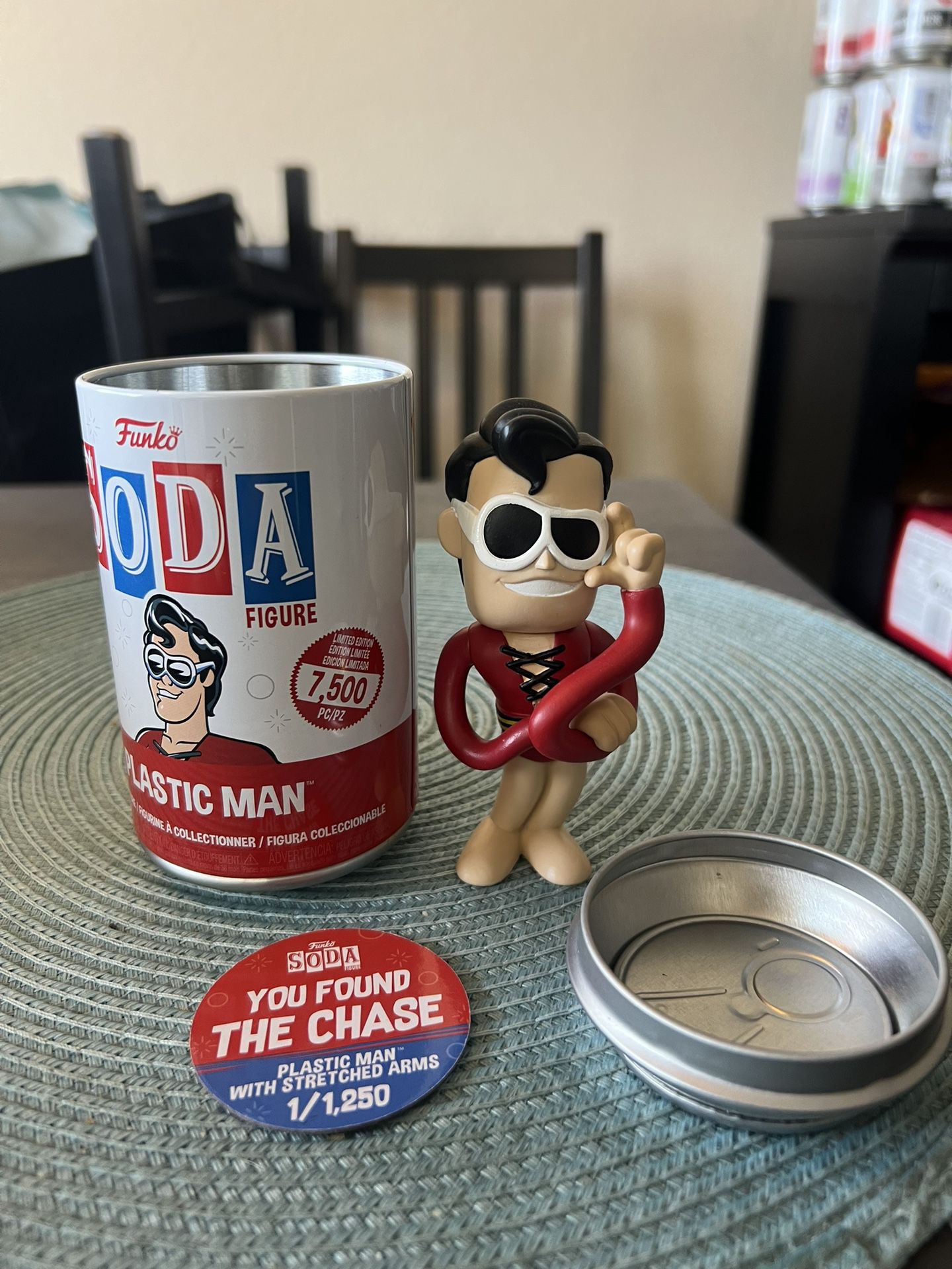 CHASE LIMITED EDITION Plastic Man Stretched Arms Funko Soda Detective Comics DC