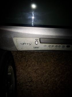 GFM DTV DVD Player In It T.V