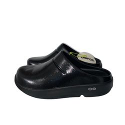Oofos OOcloog Luxe Women’s 7 Slip On Black Shoes Mules Clogs Comfort Recovery