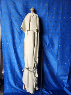MA8219-022 Umbrella 10 Ft With Cover