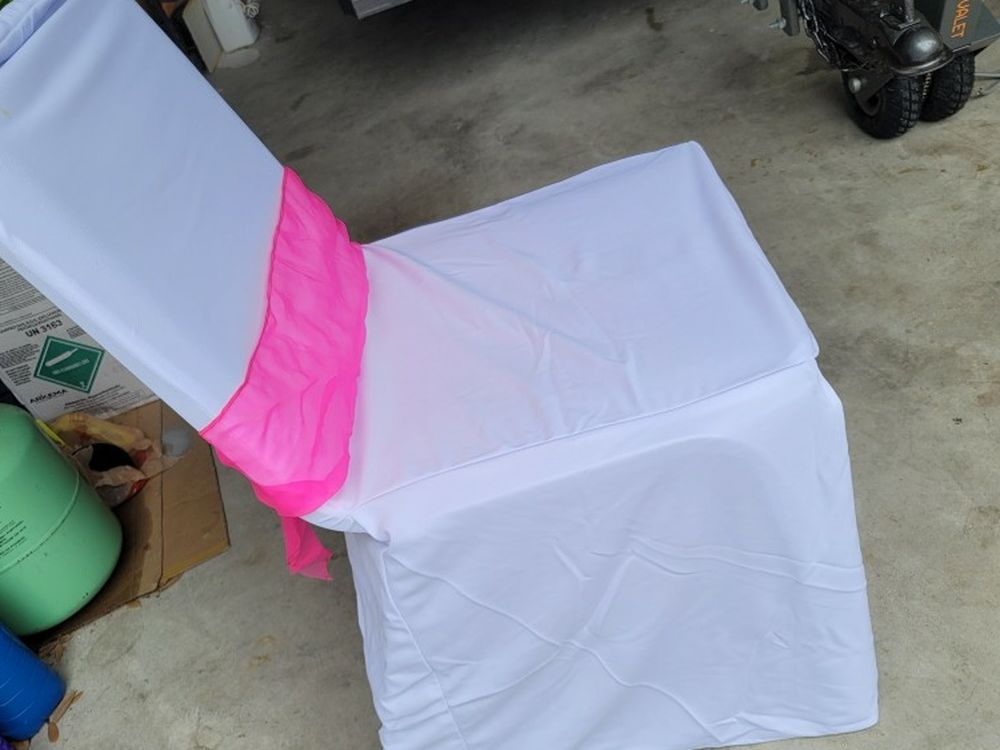 132 Seats Cover For Wedding With Pink Ribbon 