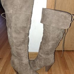 women's boots size 10