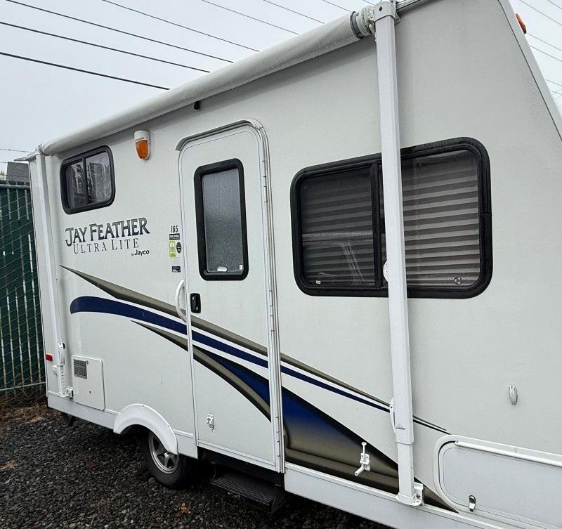 2012 Jayco Jay Feather Ultra Lite