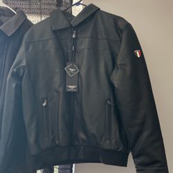 2 Men  Leather jacket 