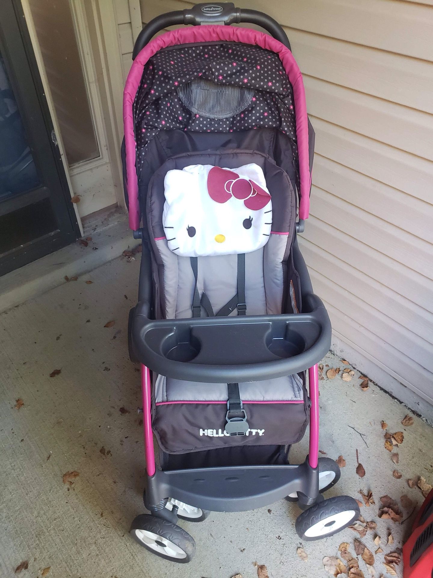 Hello Kitty Stroller