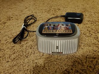 Monster bluetooth speaker. Pink floyd sticker