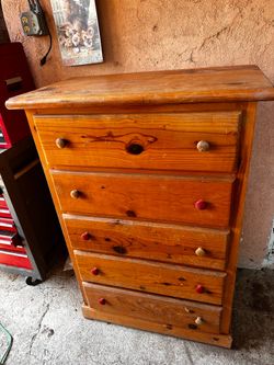 Dresser