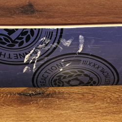 Kenneth Cole Reaction• Skateboard • Pre•Owned Good Condition • Rare ** 