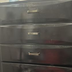 Drawer Chest 