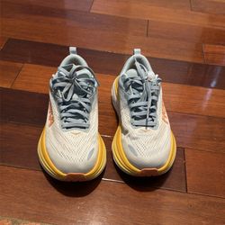 Tenis de mujer núm 5 dos usadas