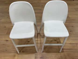 Set of 2 IKEA White Counter Height Bar Stools