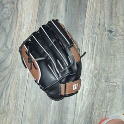 Wilson Baseball Glove 