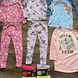 Girls size 6 pajamas