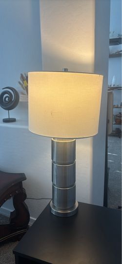 Modern Table Lamp with Drum Shade