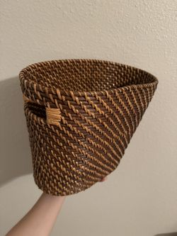 Super Cute Trash can / bin / basket 